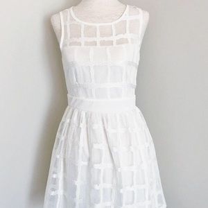 White dress size S